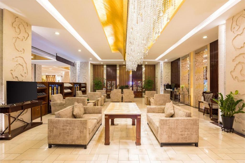 West International Trade Grand Hotel Peking Kültér fotó